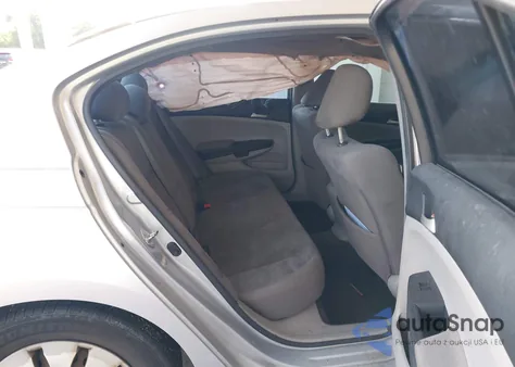 2011 Honda Accord 2.4 Lx z USA, uszkodzony, nr VIN 1HGCP2E31BA149488